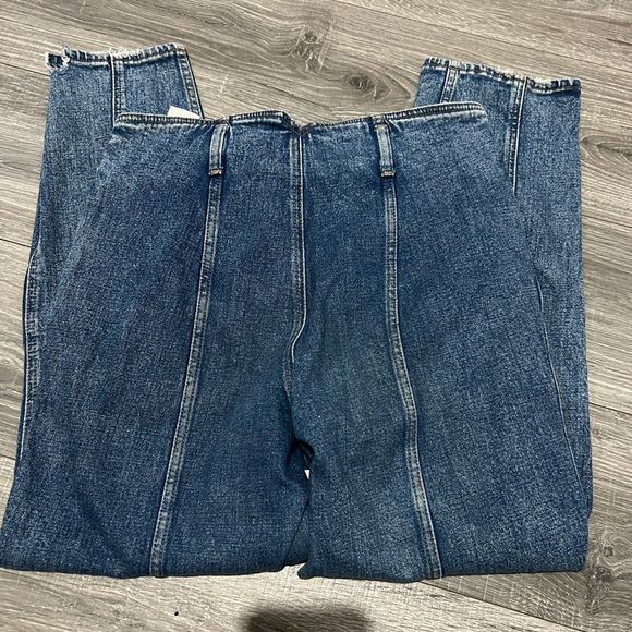 Abercrombie & Fitch ultra high rise mom jeans denim dark wash size 10/30 women's - Picture 2 of 3